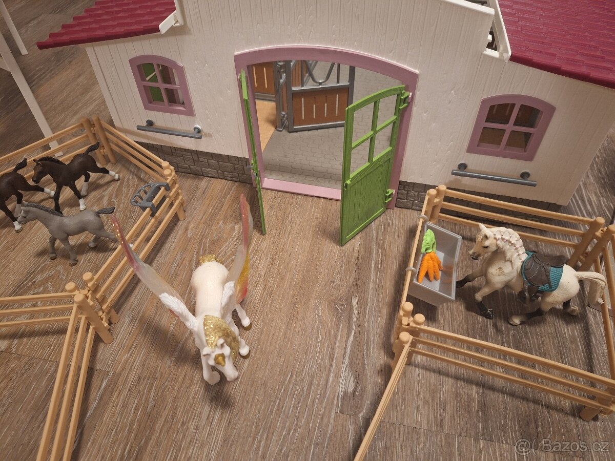 Schleich Jezdecké centrum Sada figurek 42344 - 4