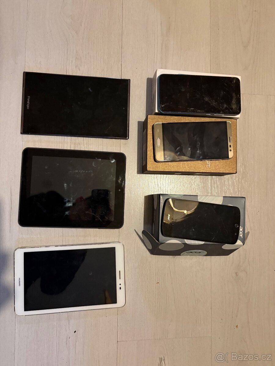 Telefony na díly - 4