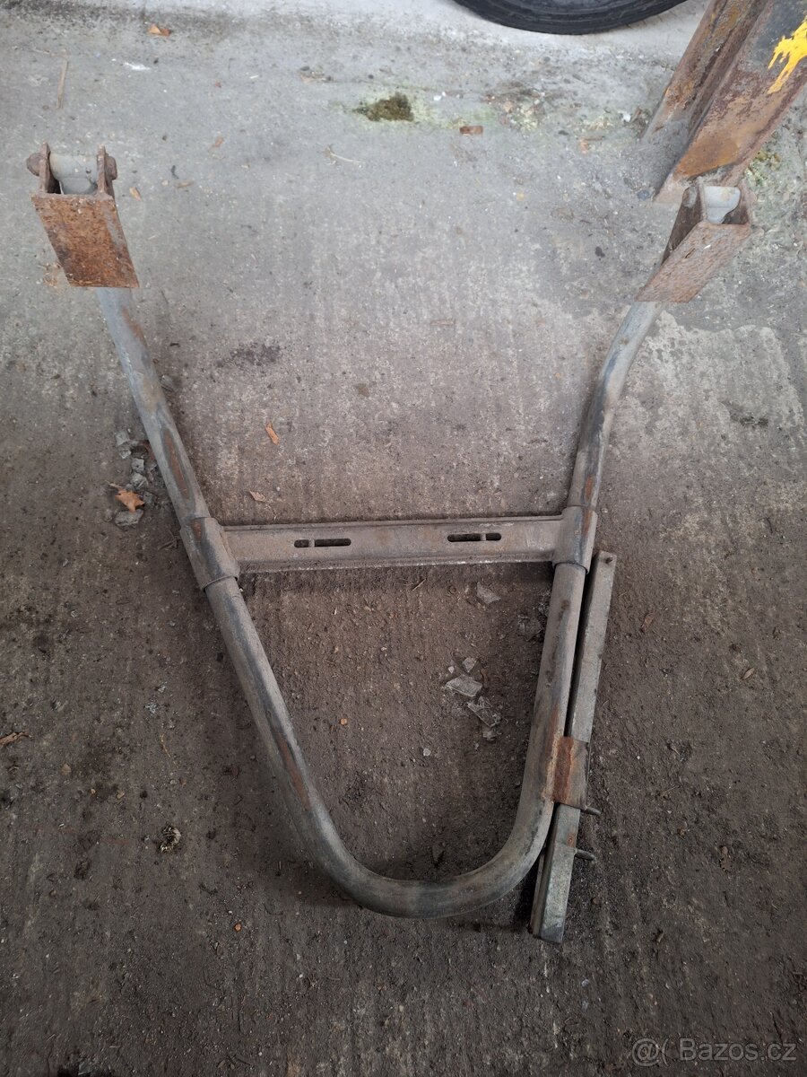 Držák rezervy návěsu - 4