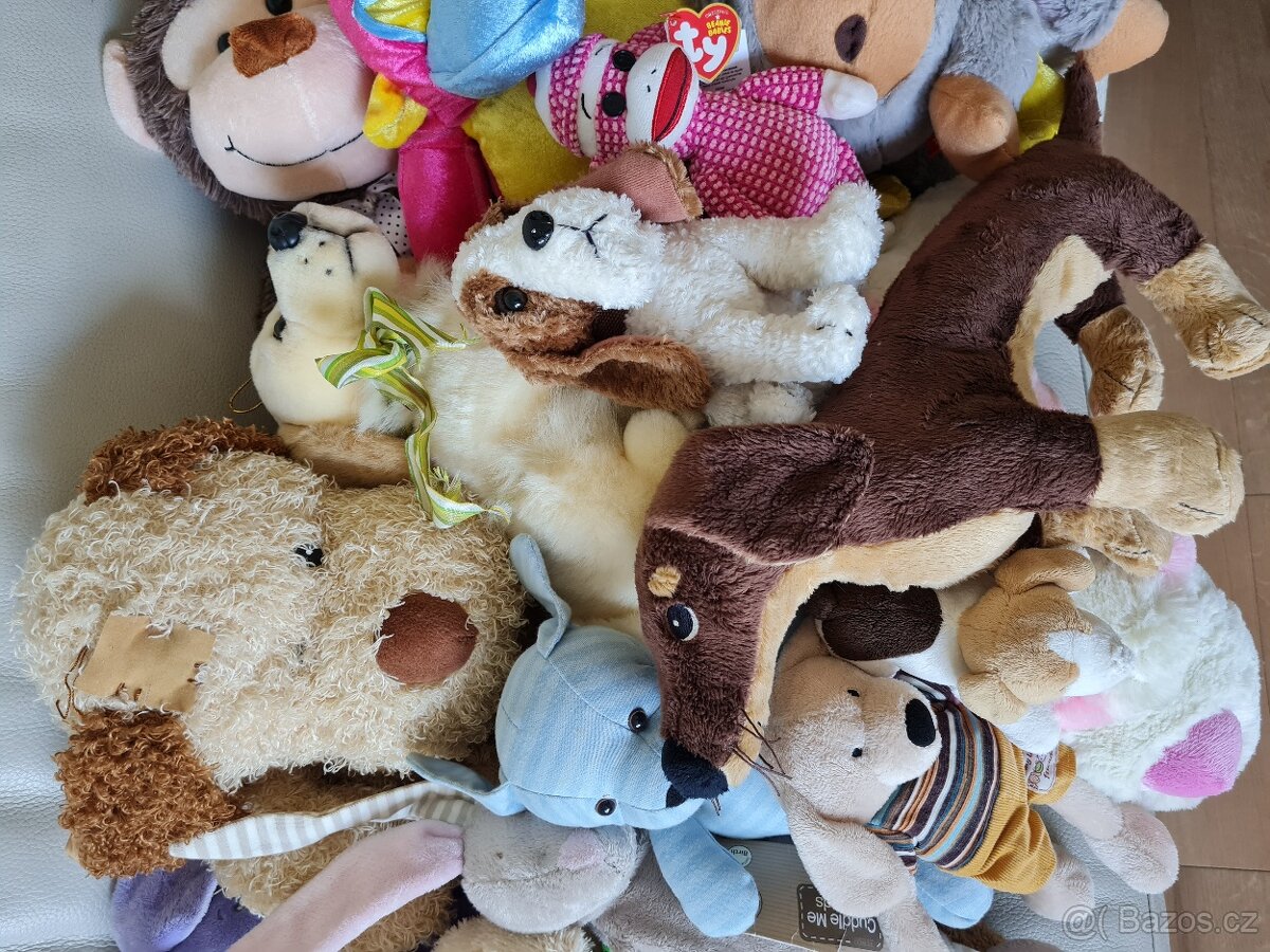 Plyšáci cca 150 ks - 4