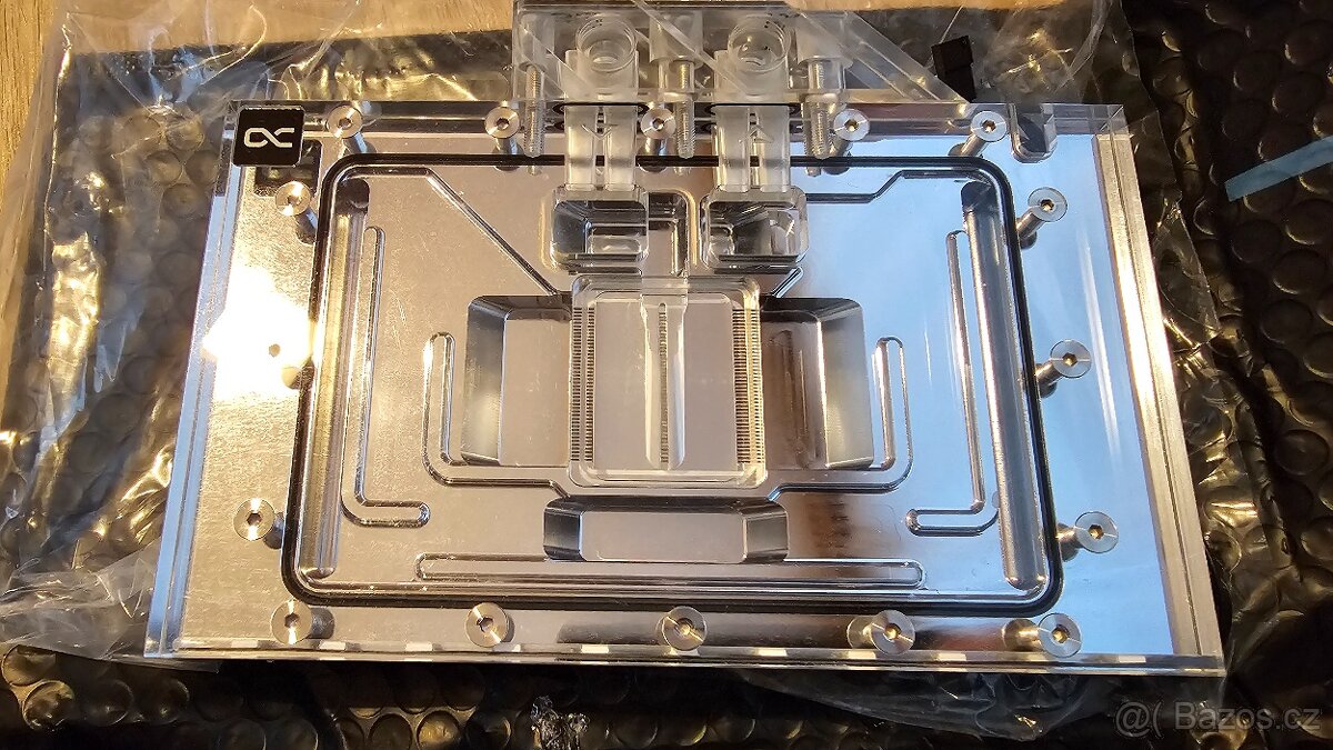 Alphacool Eisblock Aurora Acryl GPX-N RTX 4090 (13429) - 4