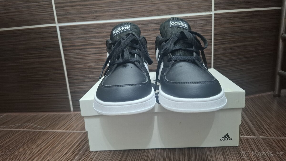 ADIDAS BREAKNET 40 NOVÉ - 4