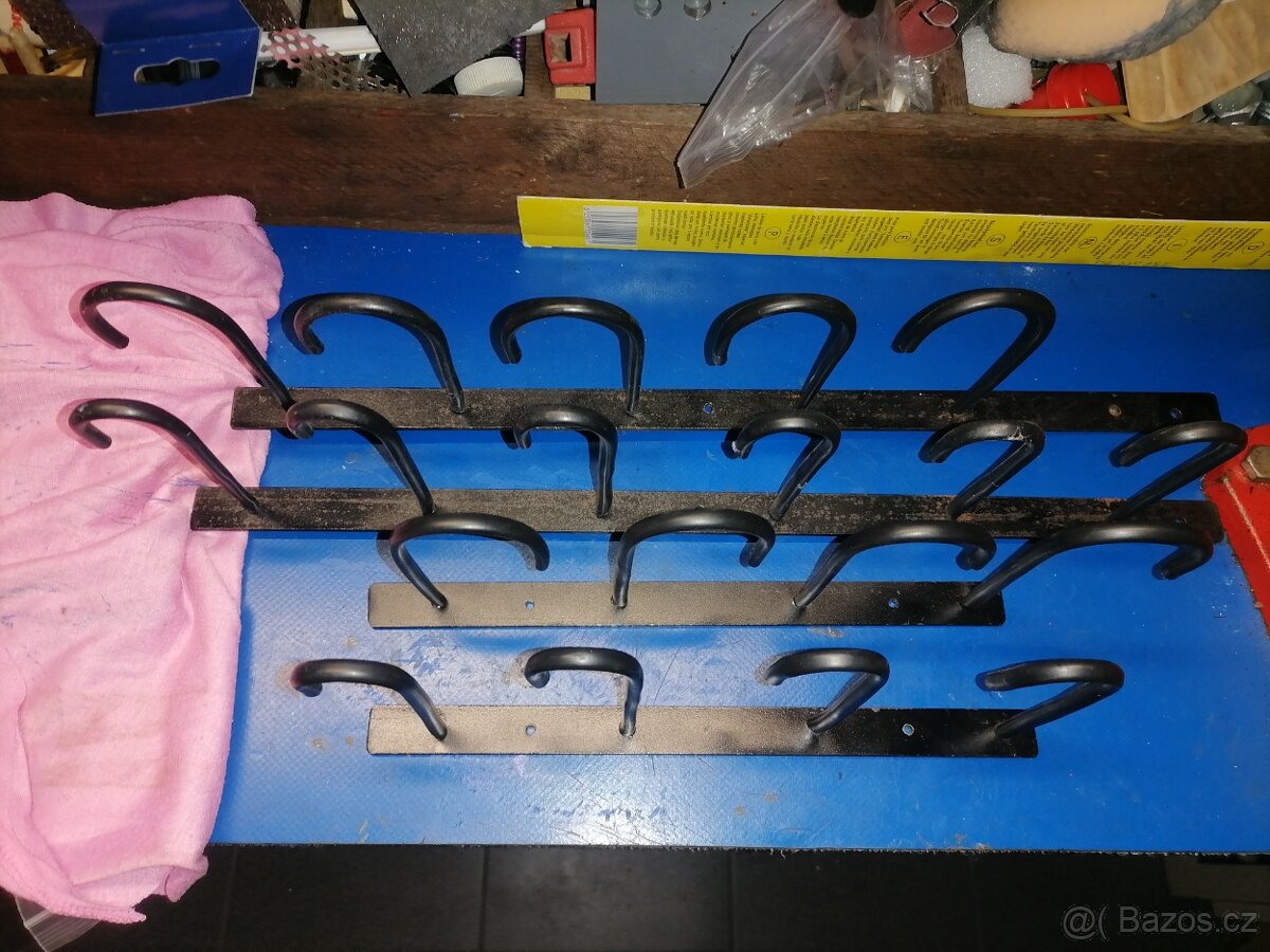 Držáky prutů - 4