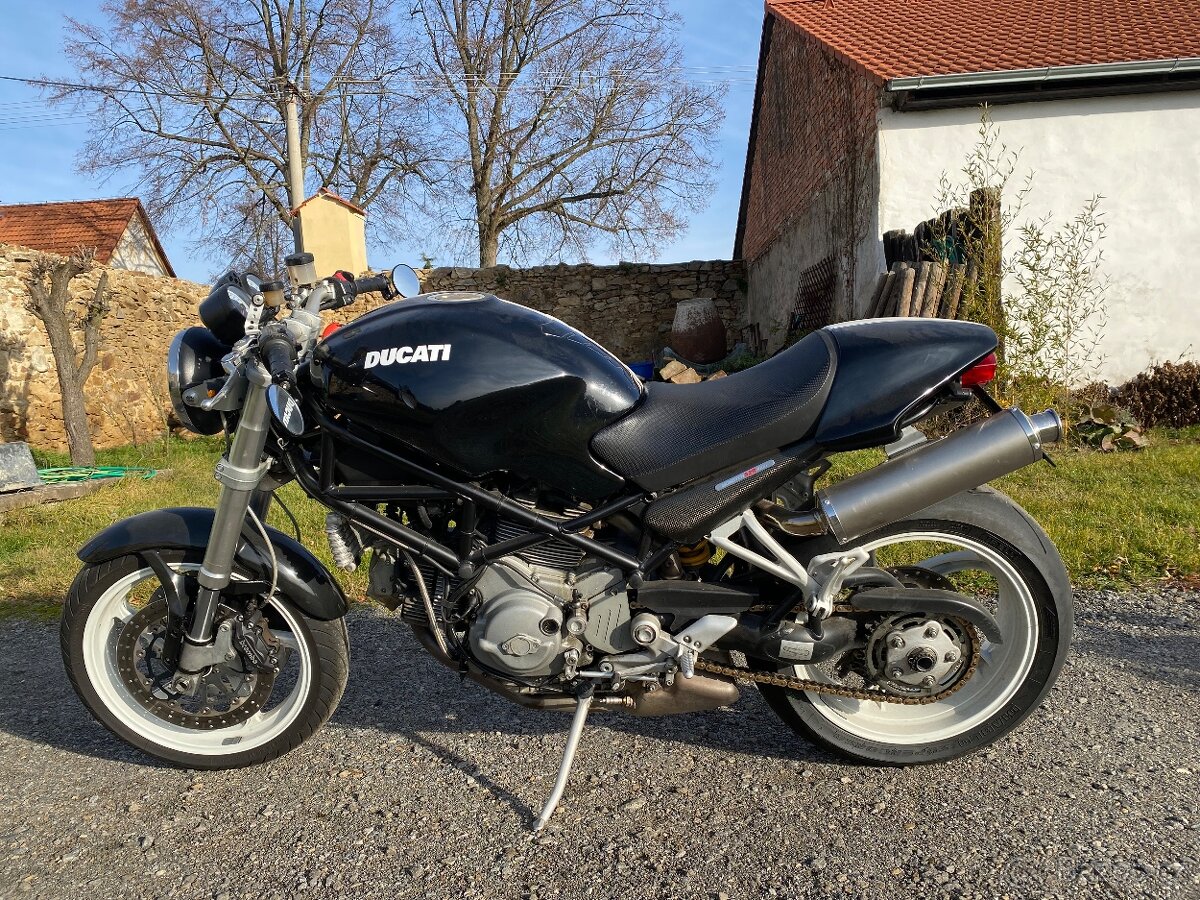 Ducati Monster S2R 1000. - 4