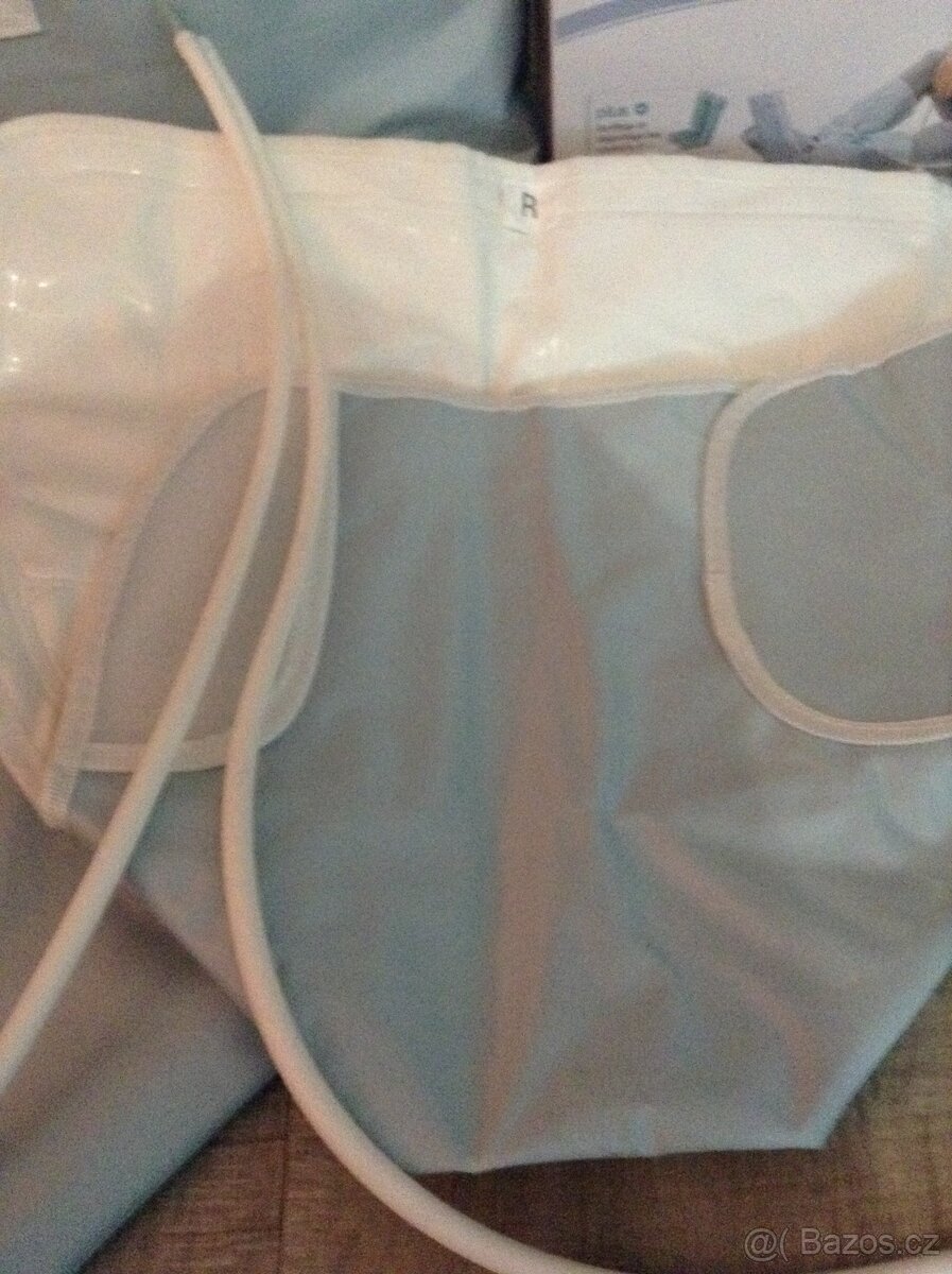 prodám masažní přístroj SANITAS - 4