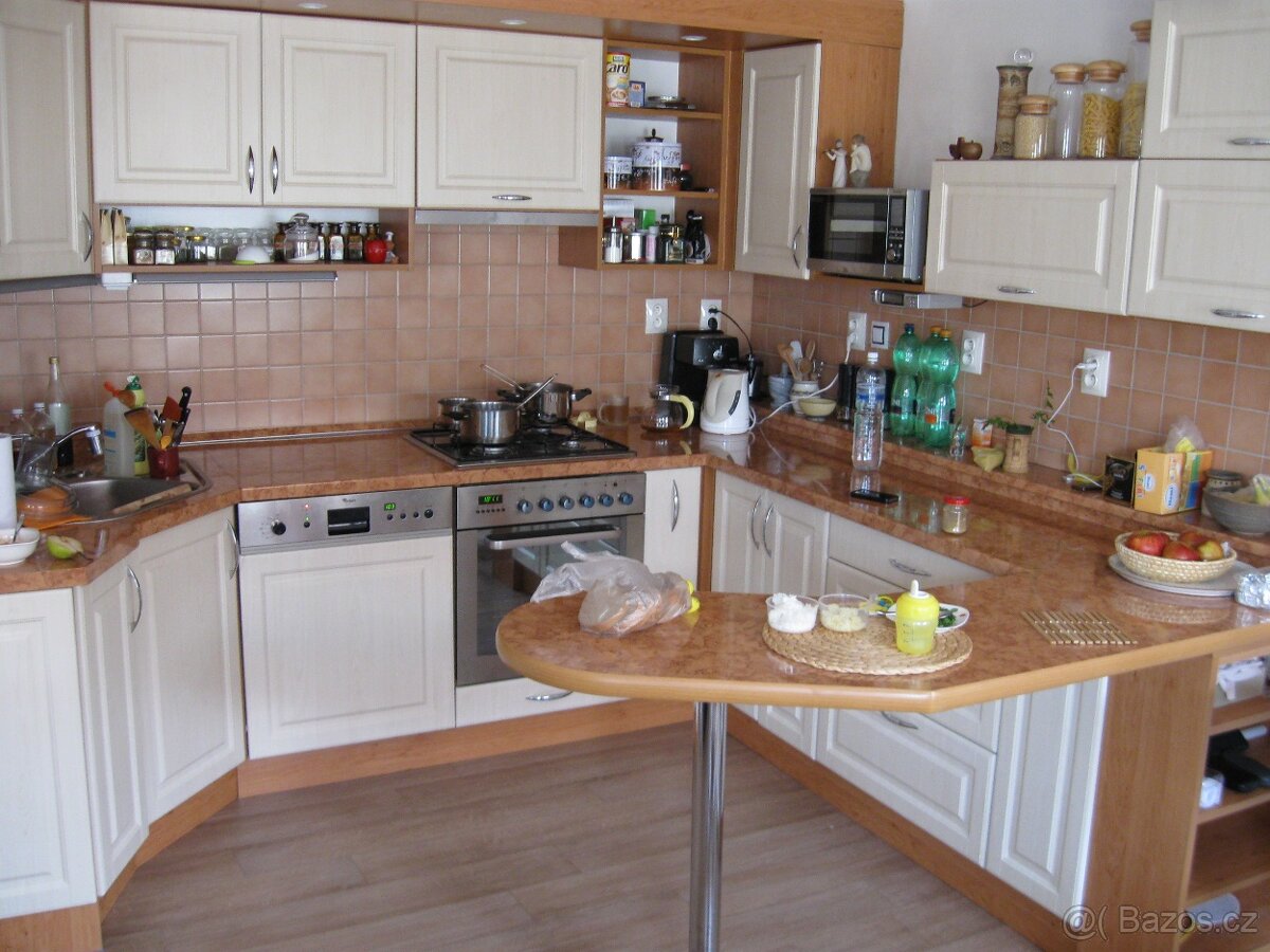 nebytový prostor s bydlením - 4