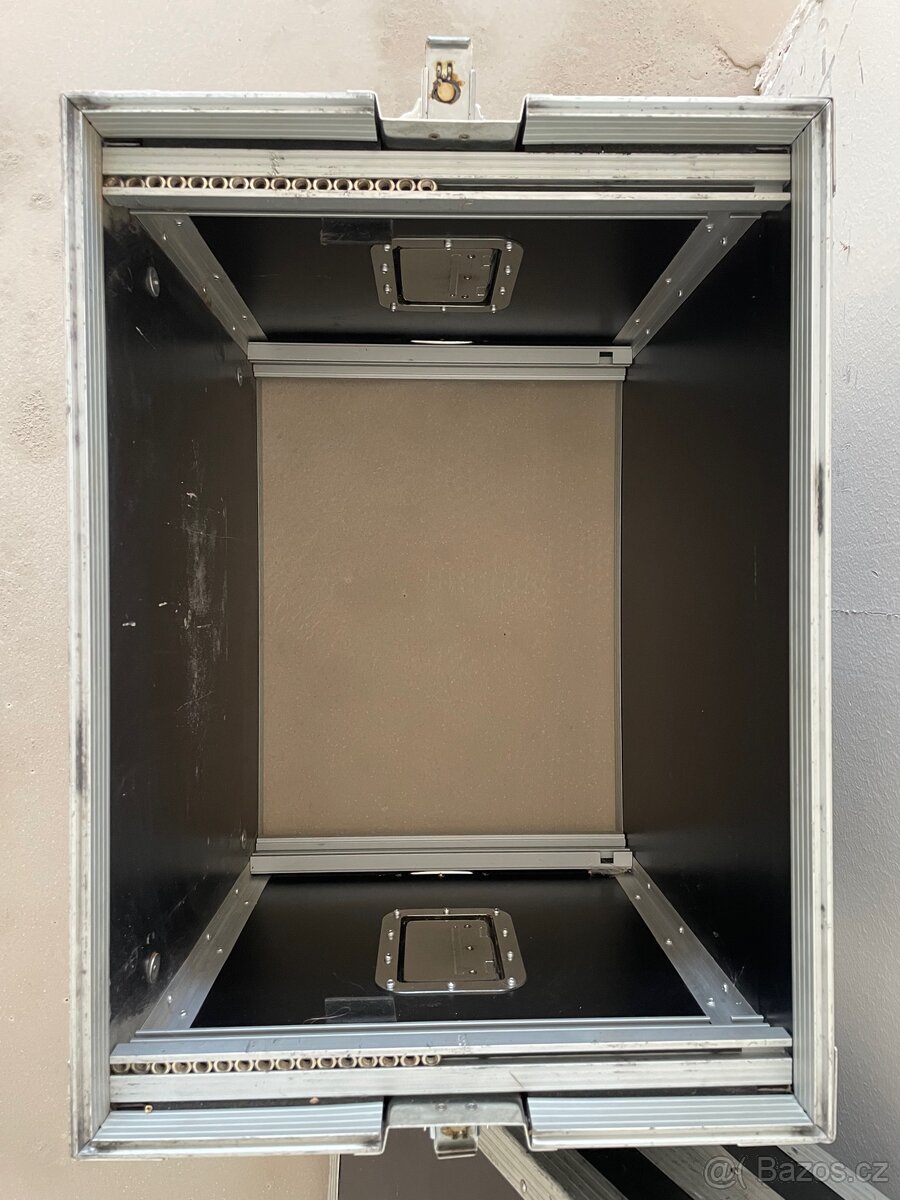 Predám Flightcase - 4