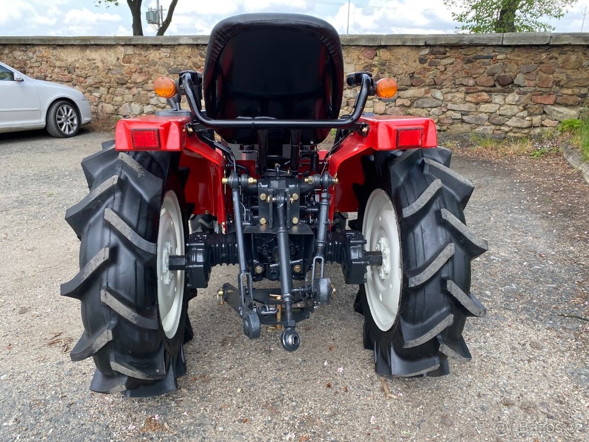Malotraktor Yanmar KE-4D, profi repas - 4