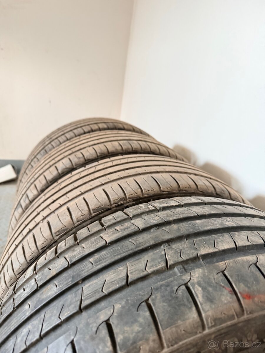 225/45/r18 letní - 4