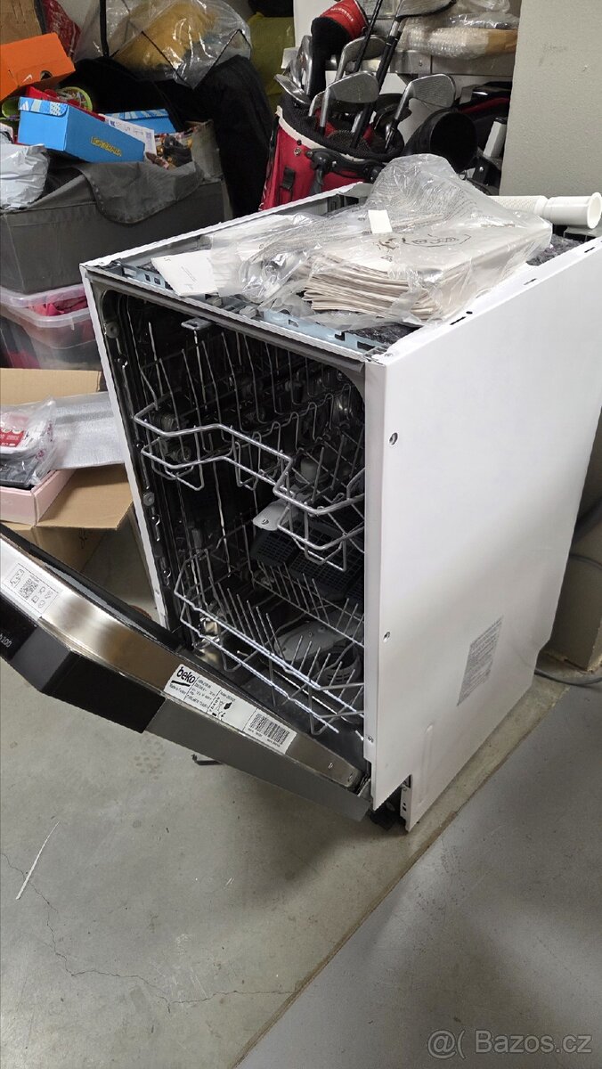 Vestevná myčka Beko DIS35020 - 4