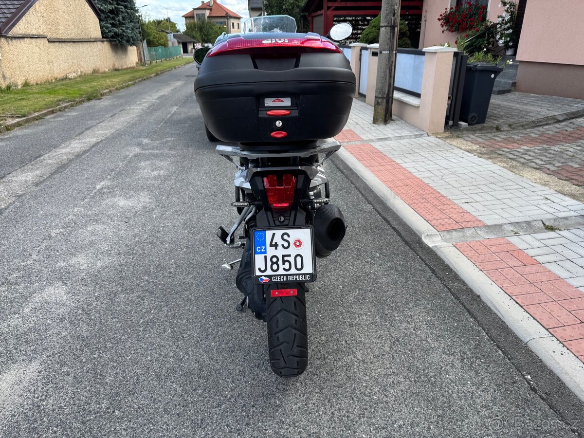 Triumph Tiger 1200 - 4