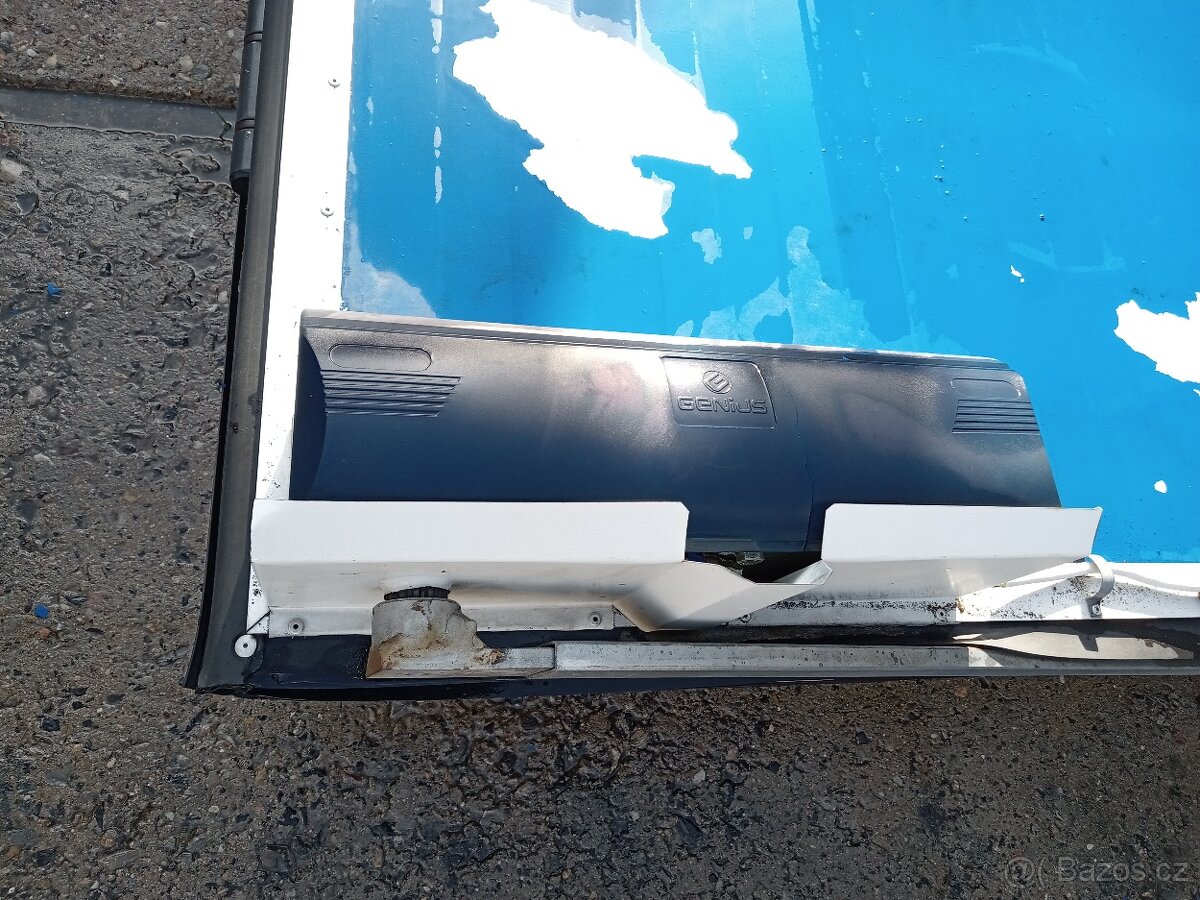 třídílná sekční vrata - 4