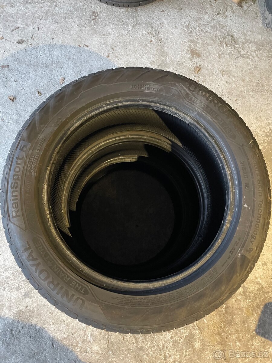 Letní pneu 215/55/17 Uniroyal Rain Sport 5 - 4