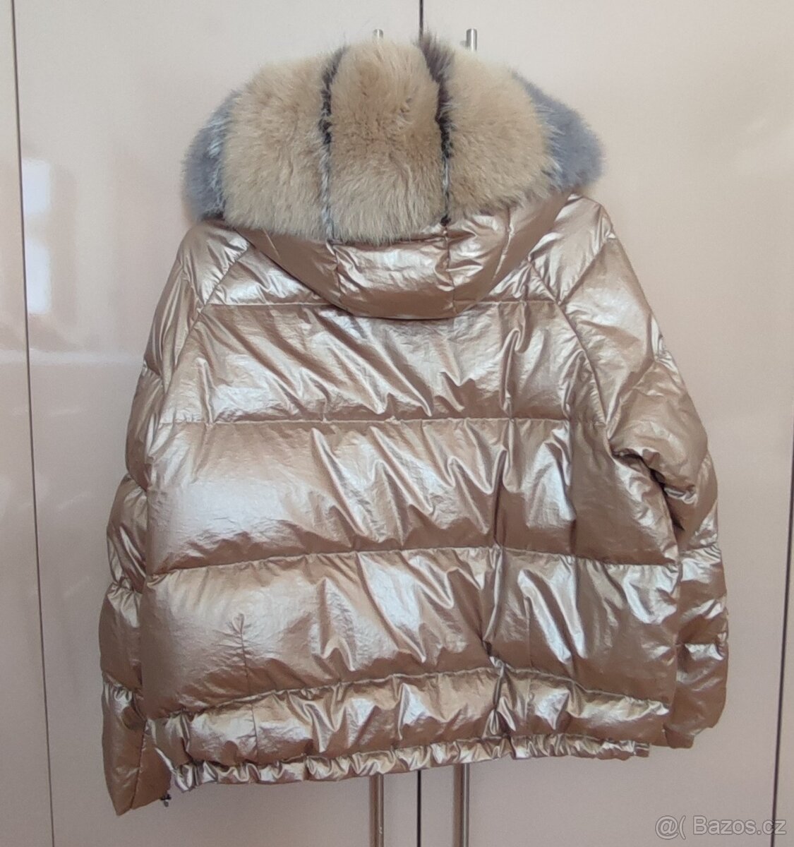 Bunda s kapucí z lišky - 4