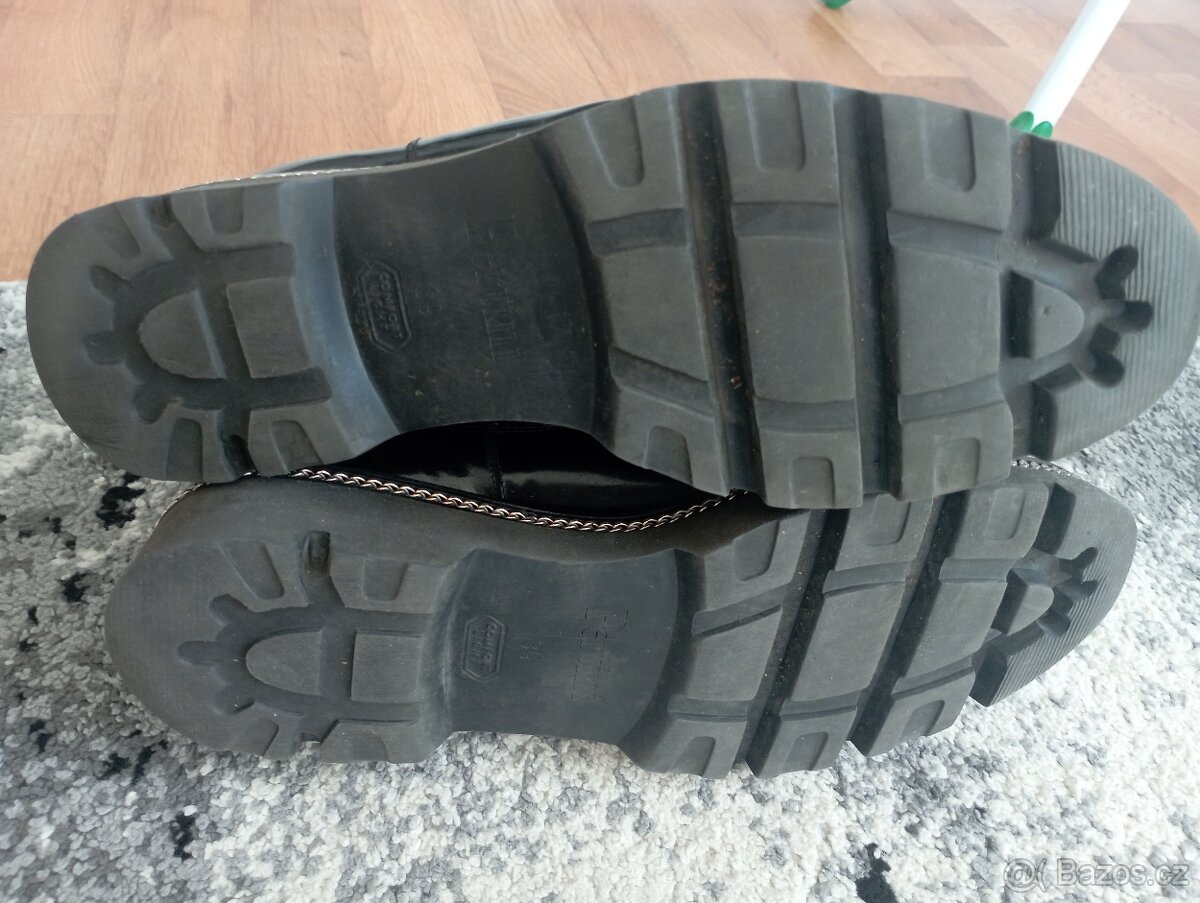 Kotníkové podzimní boty Pertini vel. 39 - 4