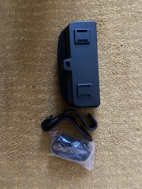 Držák do auta dna sluneční brýle - 4