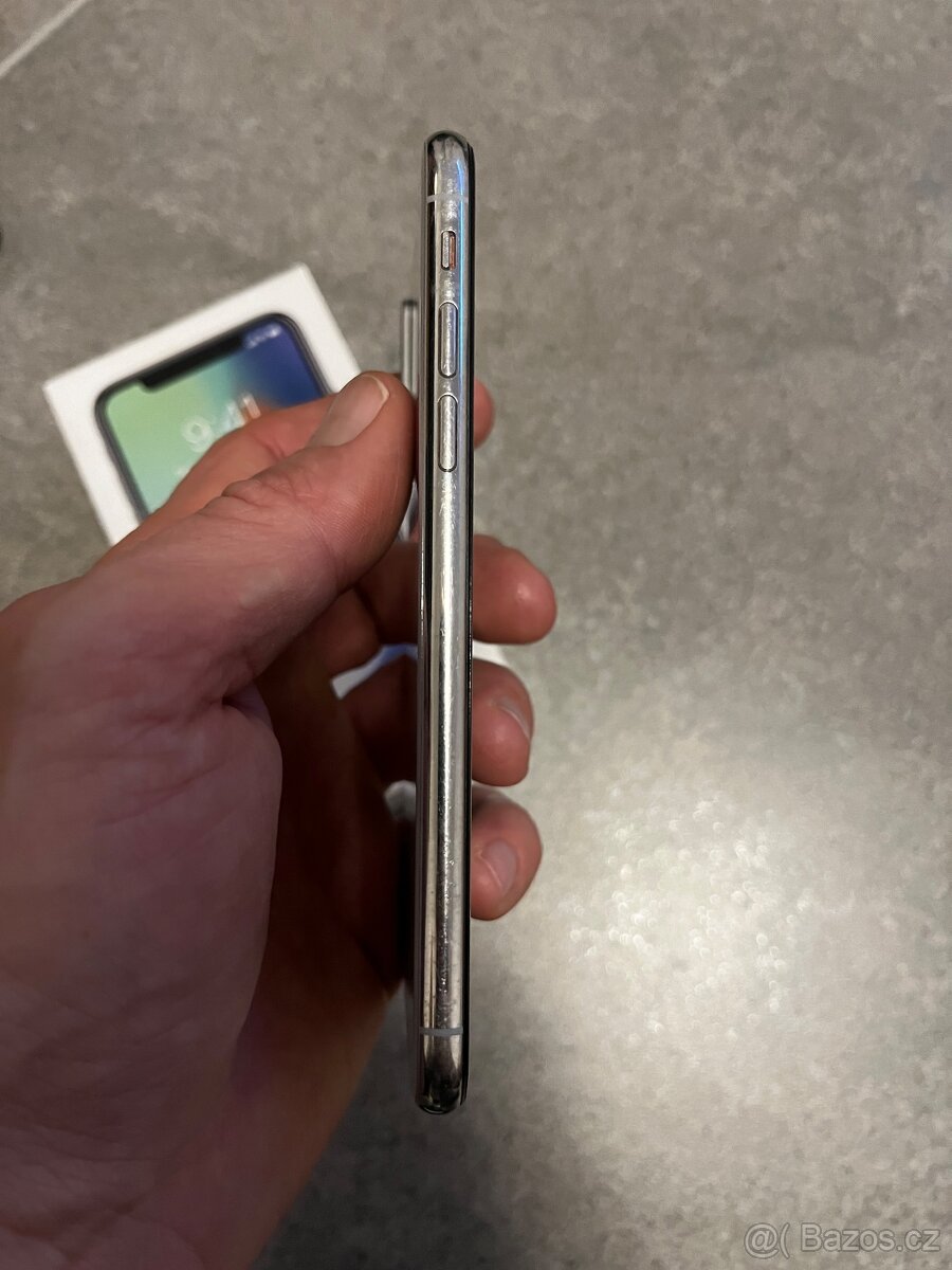 iPhone X 64GB - 4
