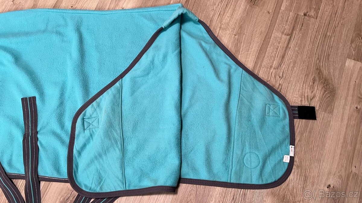 Odpocovací deka PONY 115 - 4