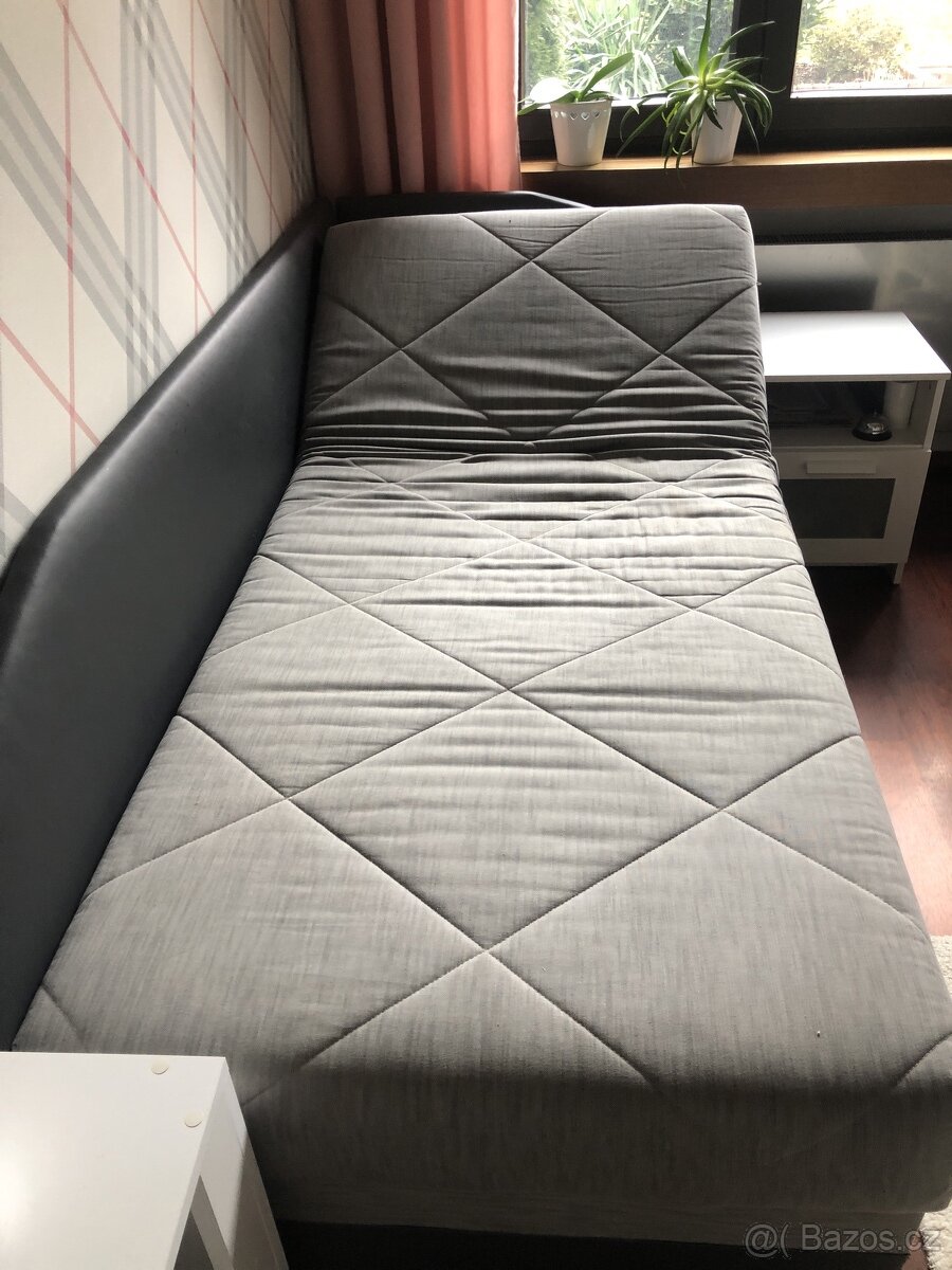 Válenda s úložným prostorem - 4
