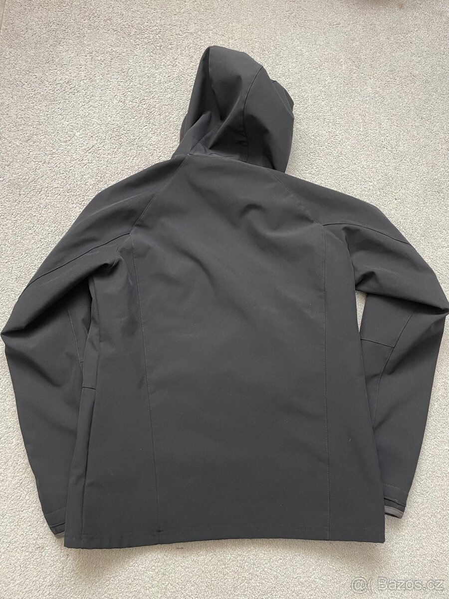 Černá softshellová bunda, vel. 161/172 - 4