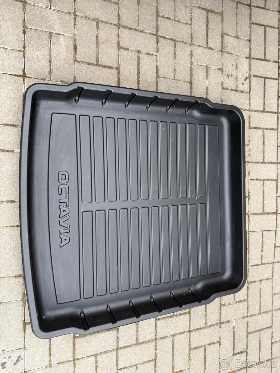 Plastová vana do kufru Octavia III Liftback 2013-2021 - 4