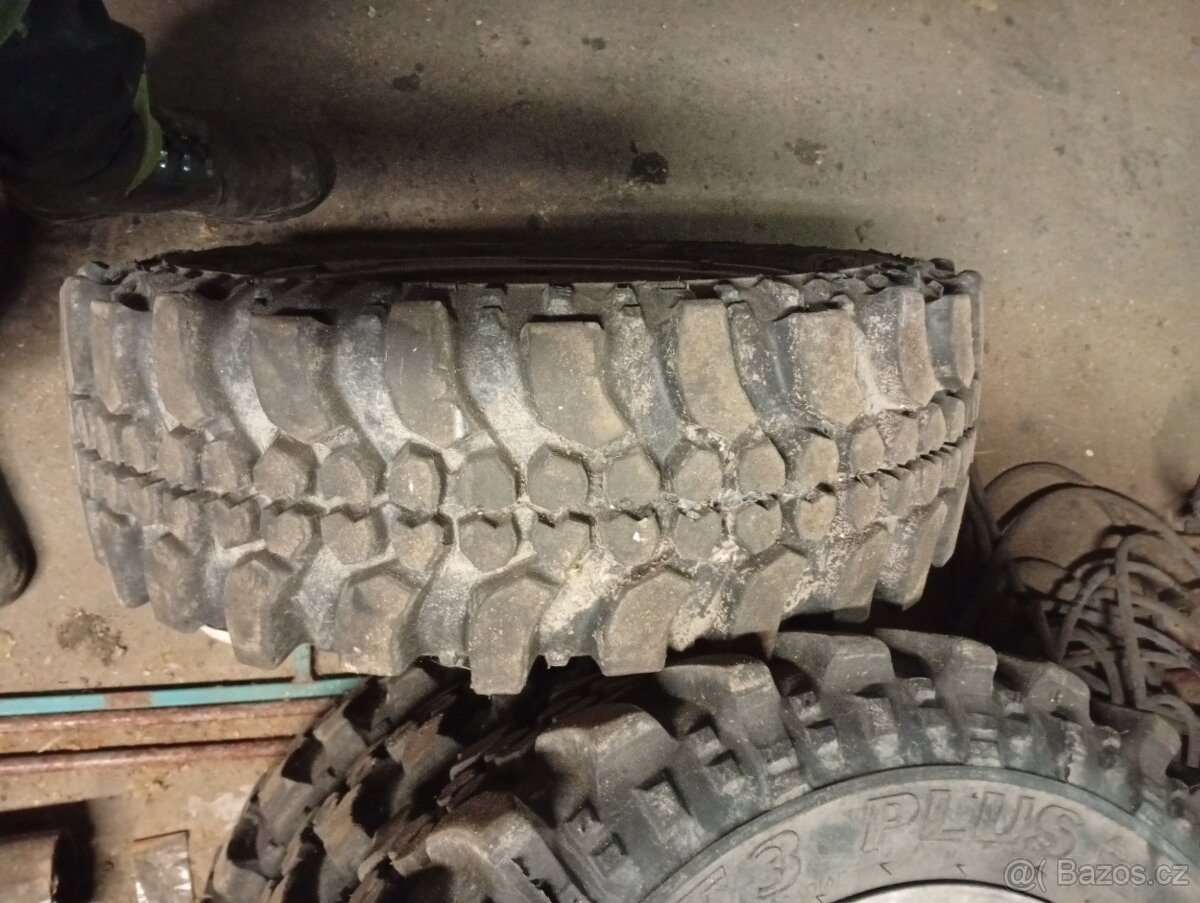 Pneu vraník T3 - 4