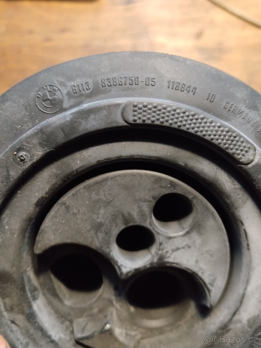 BMW 3 E46 průchodka - 4