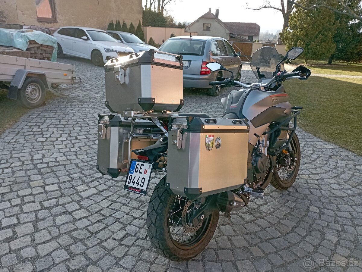 VOGE 500 DSX