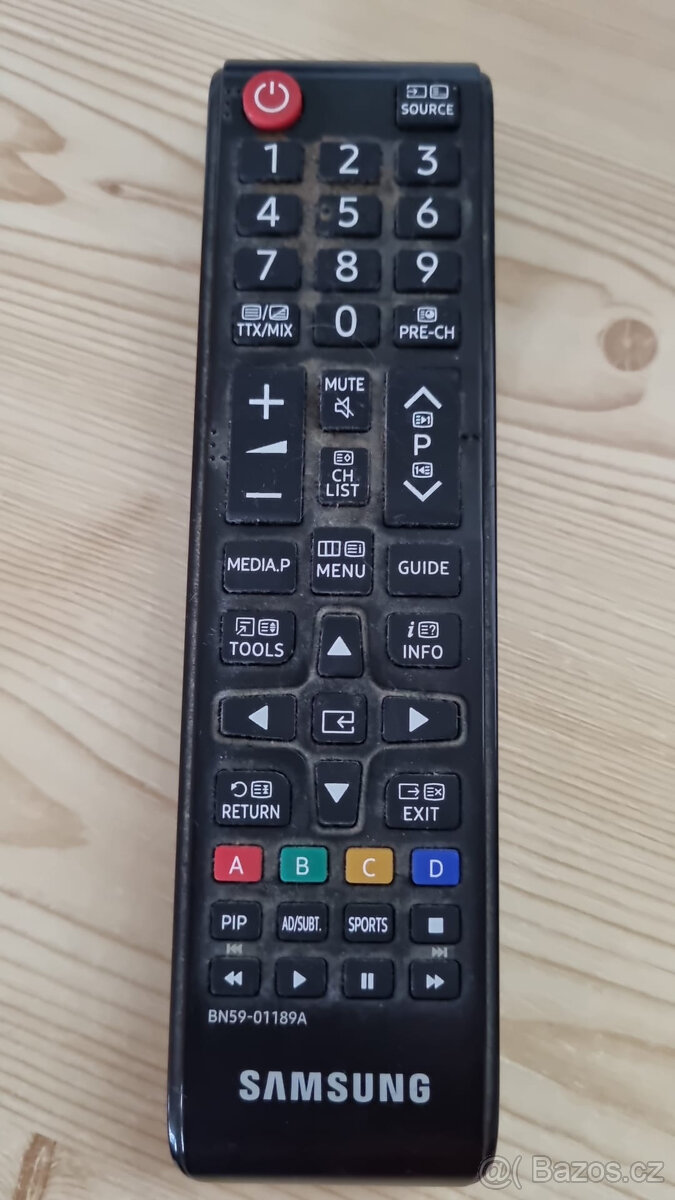 32" Samsung V32F390 prohnutý LED monitor Full HD - 4