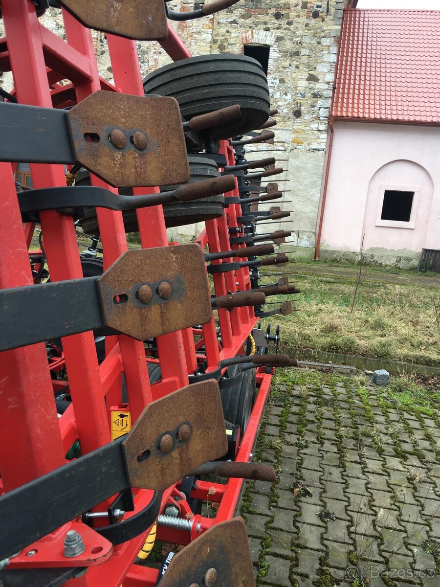 Kultivátor Kverneland TIGER 600 - v provozu od 2022 - 4