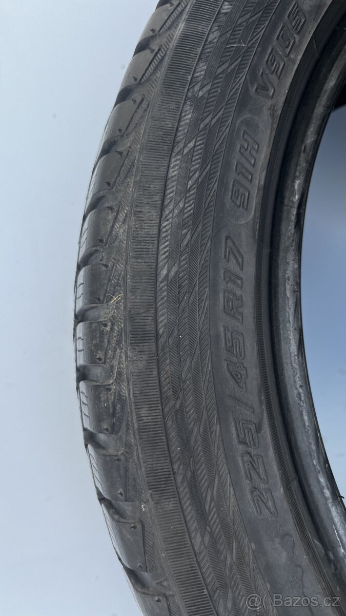 2x - zimní pneu - 225/45 R17 91H - YOHOHAMA - 5mm - 4