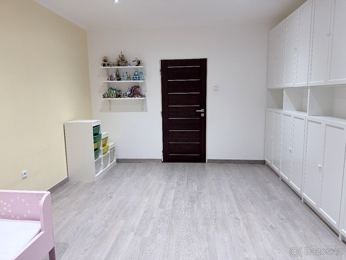 Prodej bytu 2+1, 65,7 m², Ostrov – Mánesova - 4