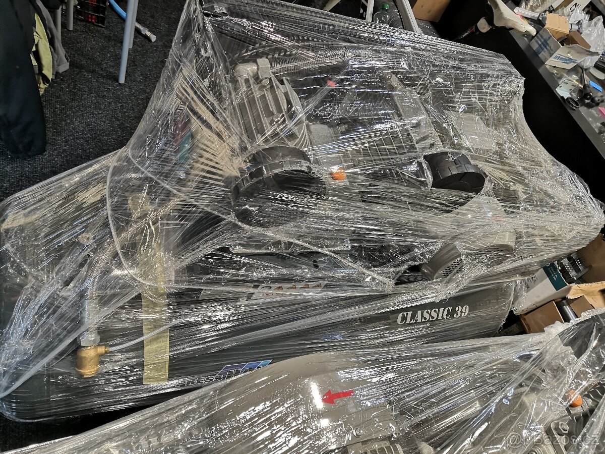 Prodám nový kompresor Classic 39 a 45. 4 kW a 5,5 kW/270 - 4