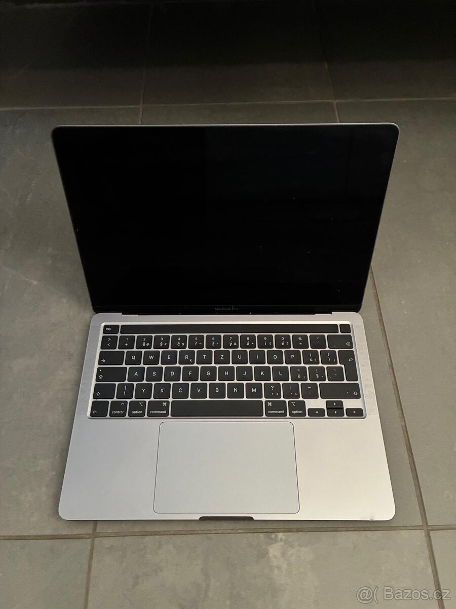 MacBook Pro (13palcový, 2020) SDD 512 GB - 4