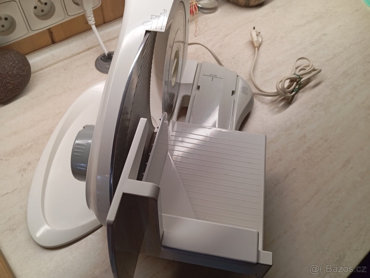 Elektrický kráječ Zelmer - 4