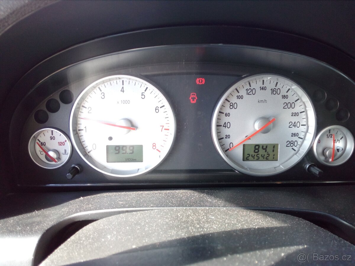 Ford Mondeo ST 220 - 4