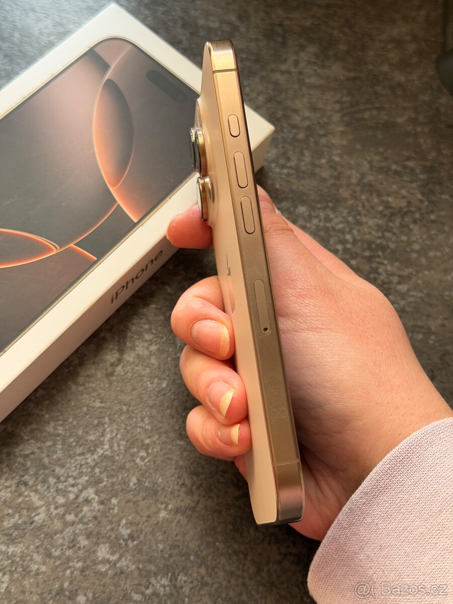 Apple iPhone 16 pro 512 gb - 4