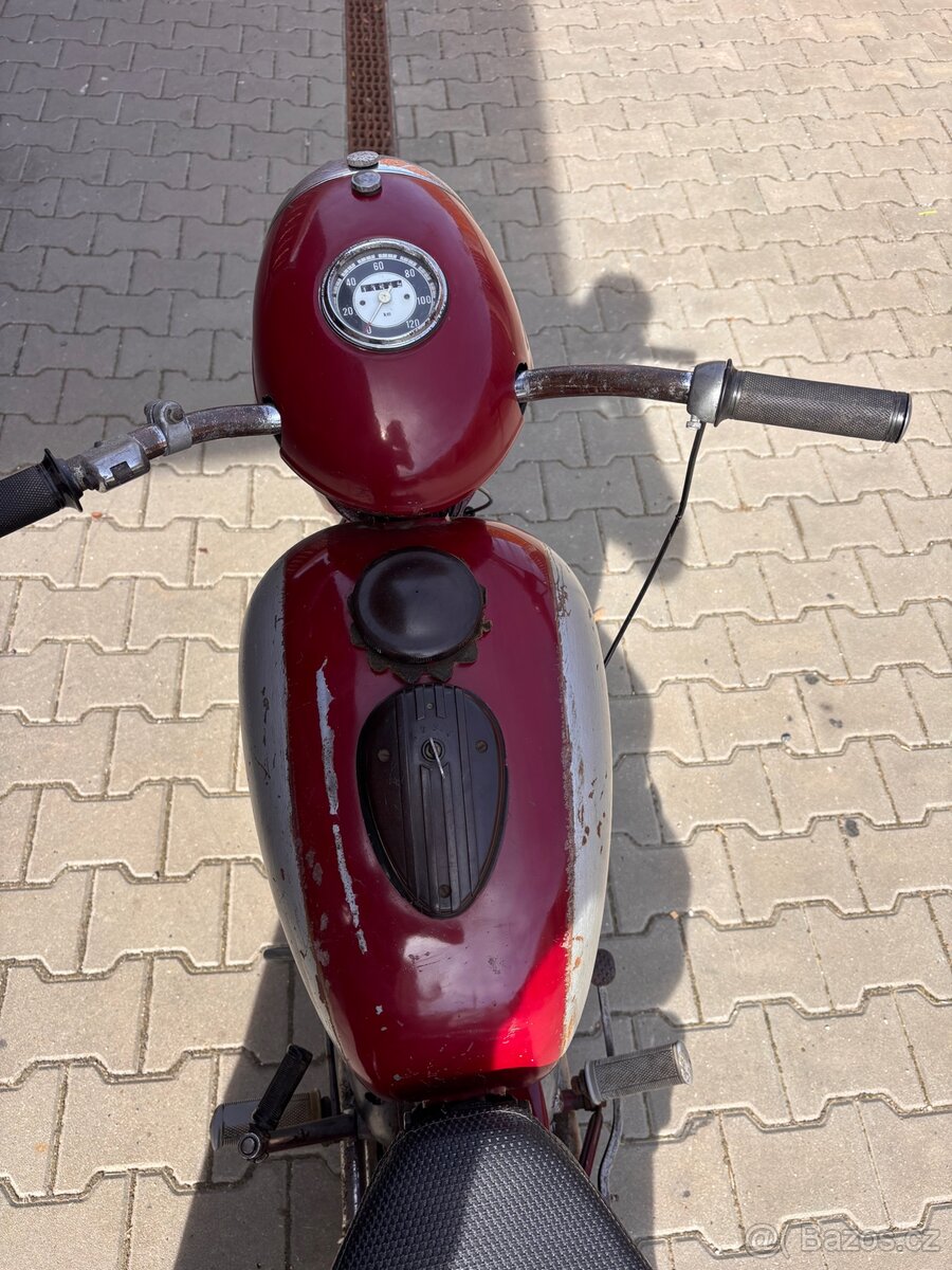 Jawa-ČZ 150/352 - 4