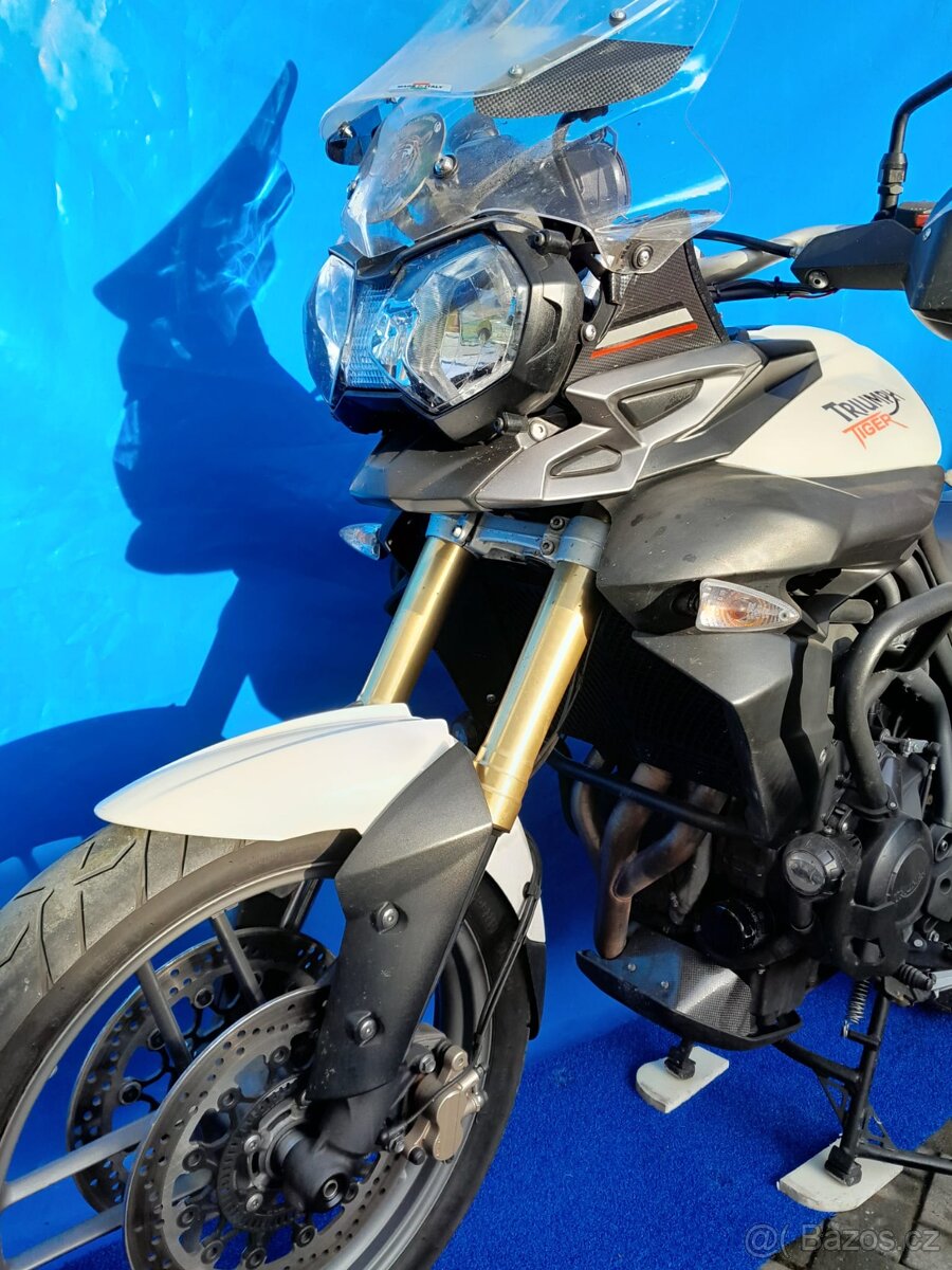 Triumph Tiger - 4
