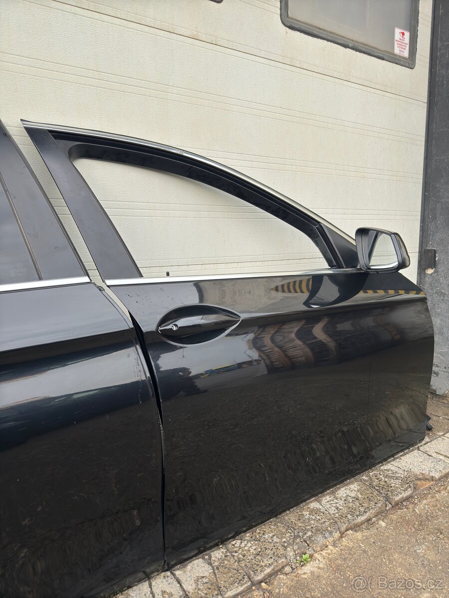 BMW 5, F10 práve přední & pravé zadní dveře KOMPLETNE - 4
