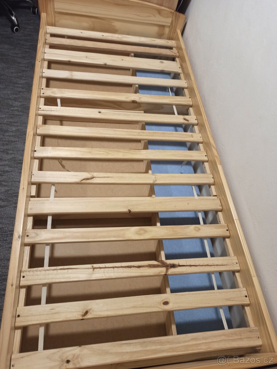 Postel z masivu s výsuvným lůžkem a úložným prostorem - 4