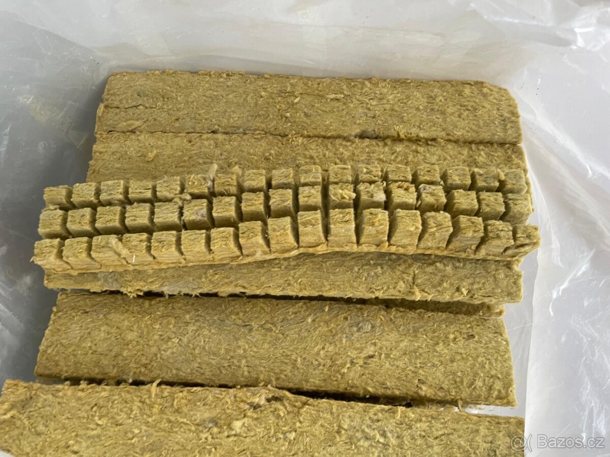 Rockwool sadbovací kostka 30x30x40 mm bez díry - 4