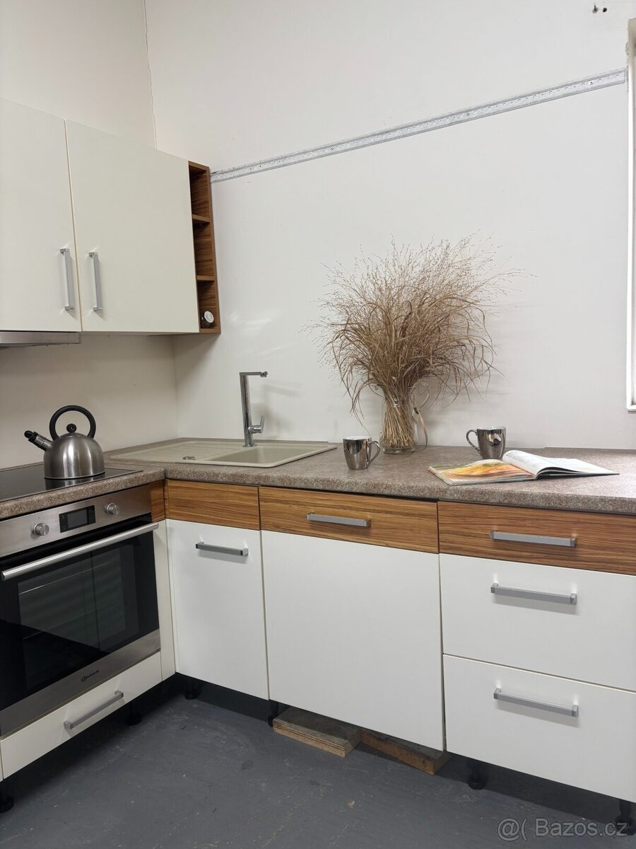 Kuchyně MELODI ve dvou barvách - 4