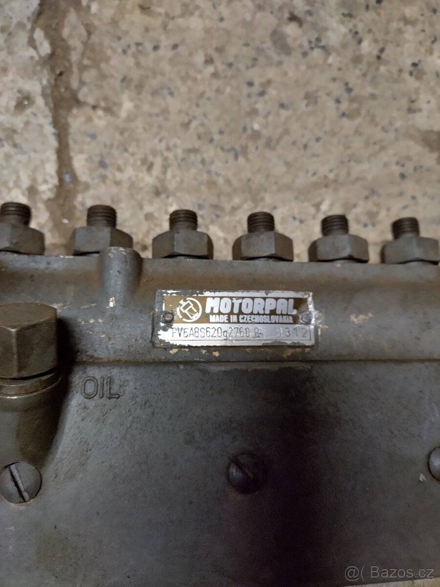 Vstřikovací čerpadlo Praga V3S - 4