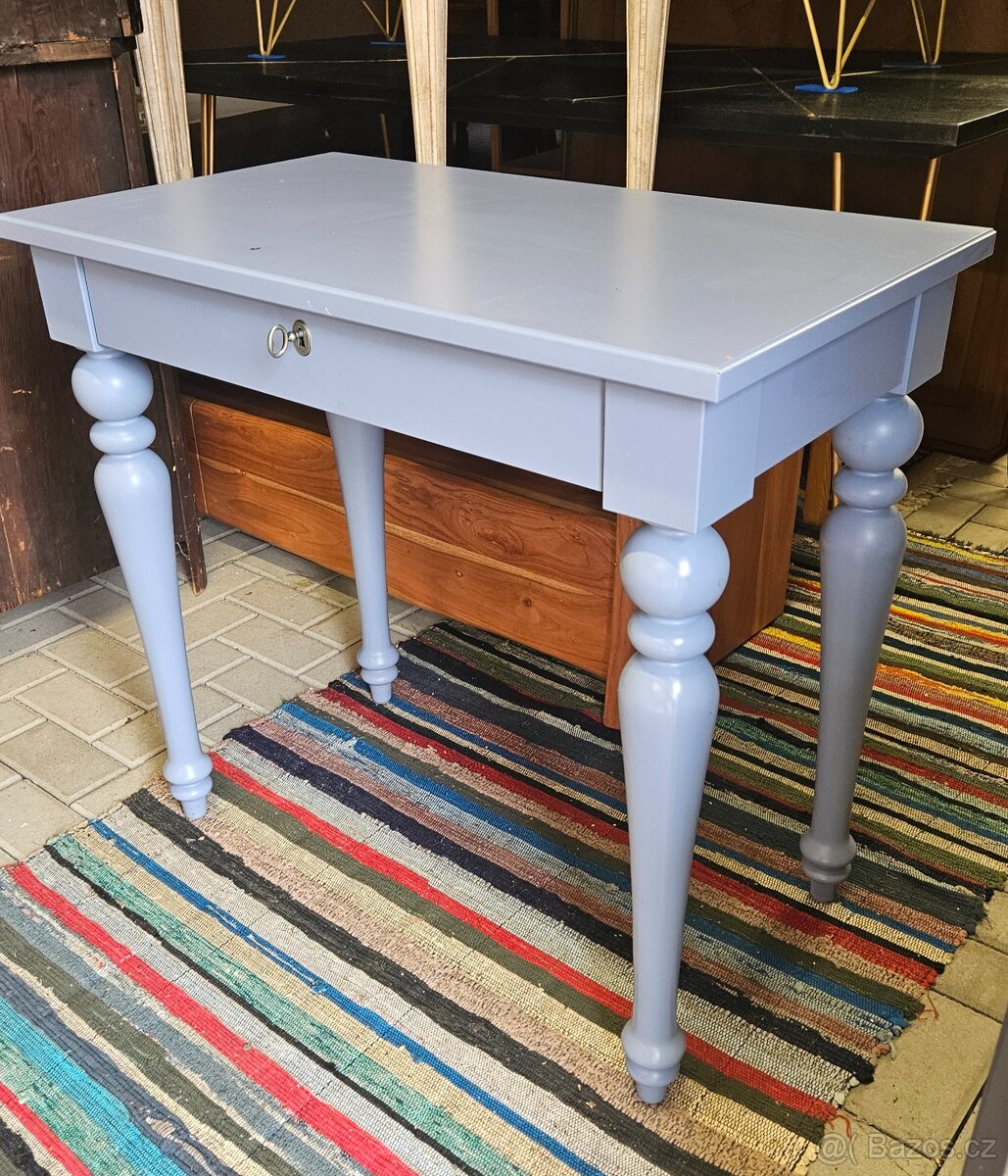 psací stůl model IKEA ISALA - 4