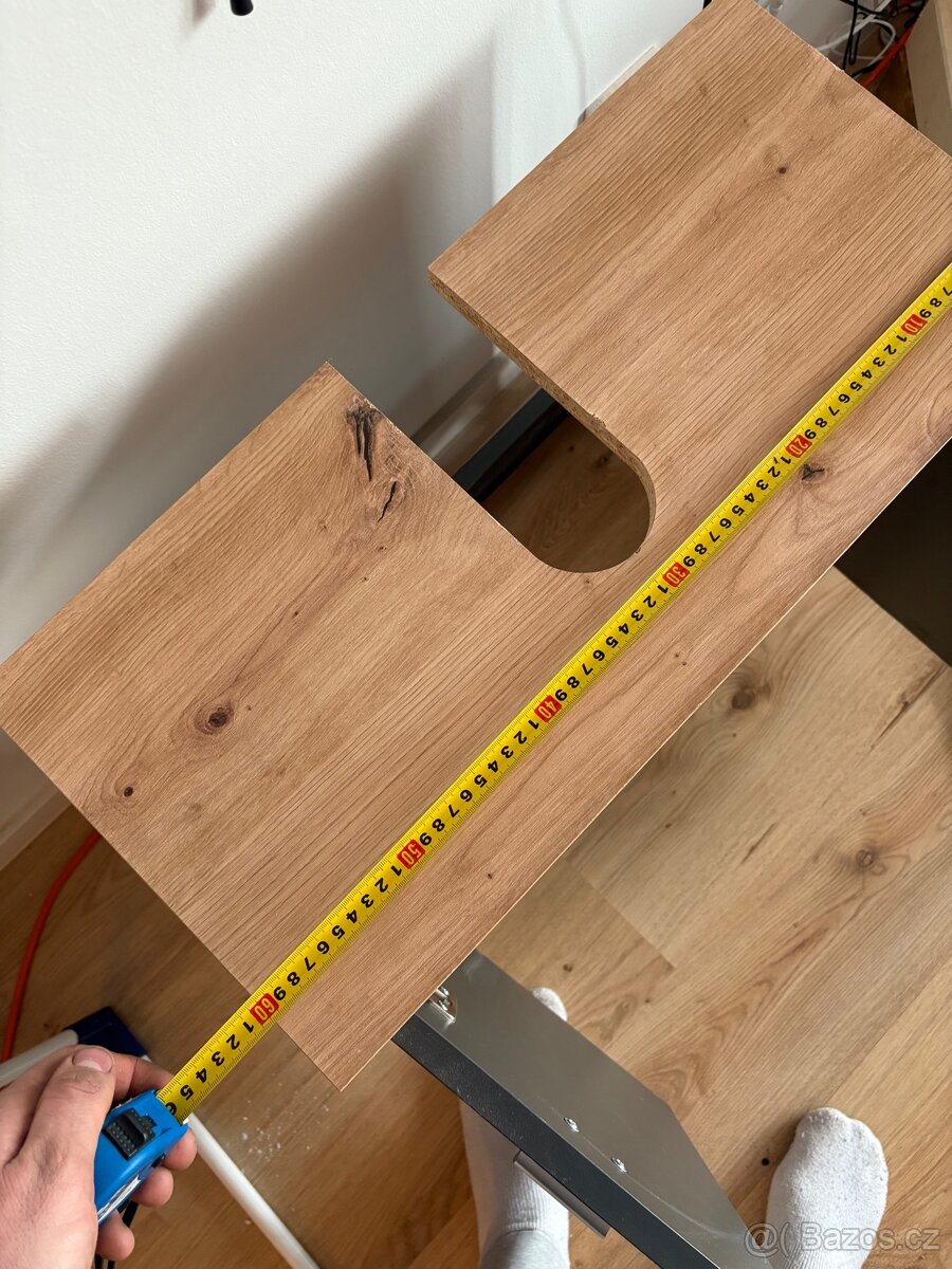 Umyvadlová skříňka - 4