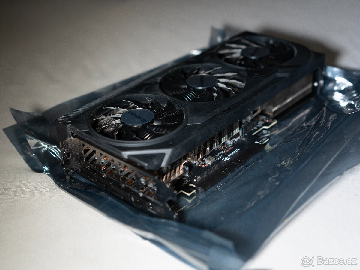 GIGABYTE GeForce RTX 4070 WINDFORCE OC 12G - 4