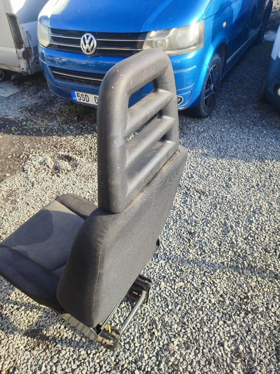 Iveco daily sedačka řidiče - 4