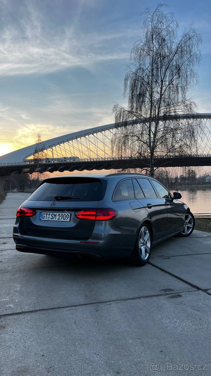 Mercedes-Benz E-Class 220d (W213) r.v. 2019 - 4