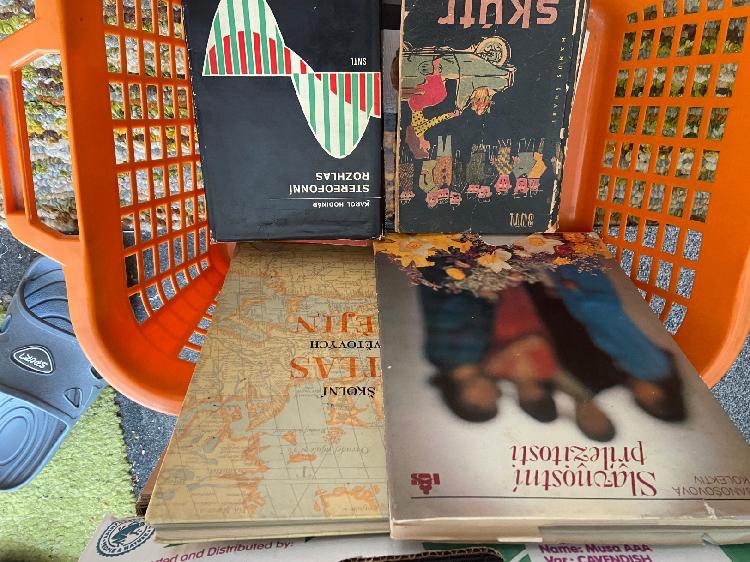 Prodam ruzne knihy - 4